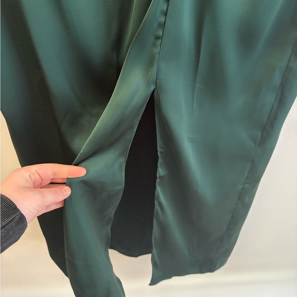 NWT Blu Pepper Forest Green Ruched Satin Pencil Maxi Skirt Size XL Wedding Guest - Picture 4 of 16